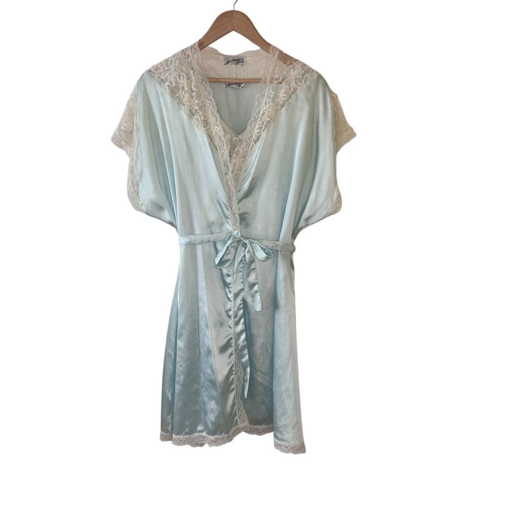 VINTAGE Lily of France Womens Coquette Nightgown and Robe Set Size M? (READ)